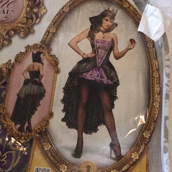 Halloween - Picture 2 of 2